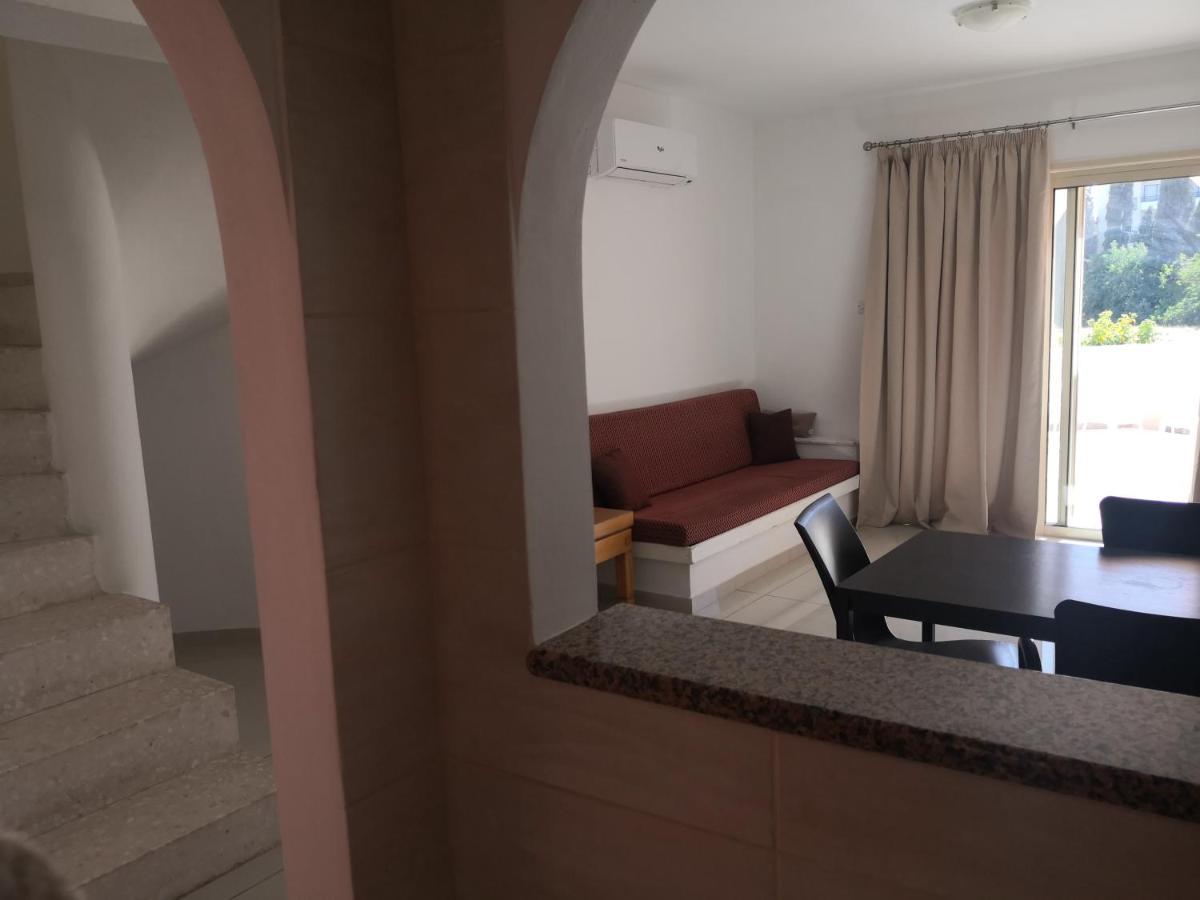 Seashell Apartments Paphos Bagian luar foto
